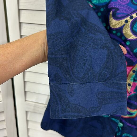 Chico's No Iron Shirt Size 1 Size 8 Blue With Vibrant Paisley Print - Picture 9 of 16